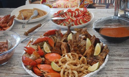 a-seafood-platter-fish